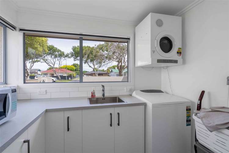 166 Chelmsford Street Windsor_6