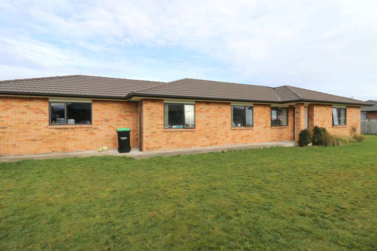 77 Chesney Street Tisbury_23