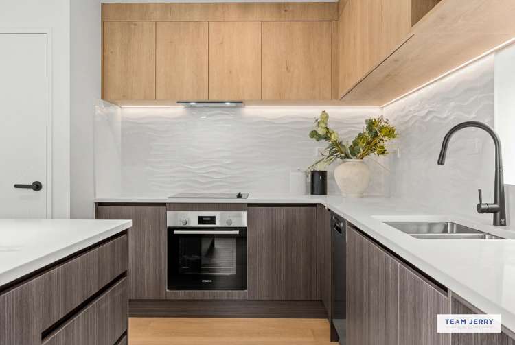 16 Moana Avenue One Tree Hill_30