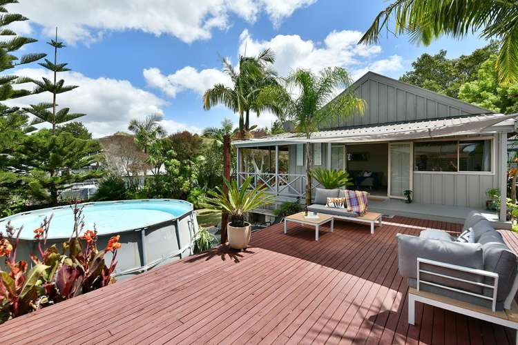 61 Brian Crescent Stanmore Bay_3