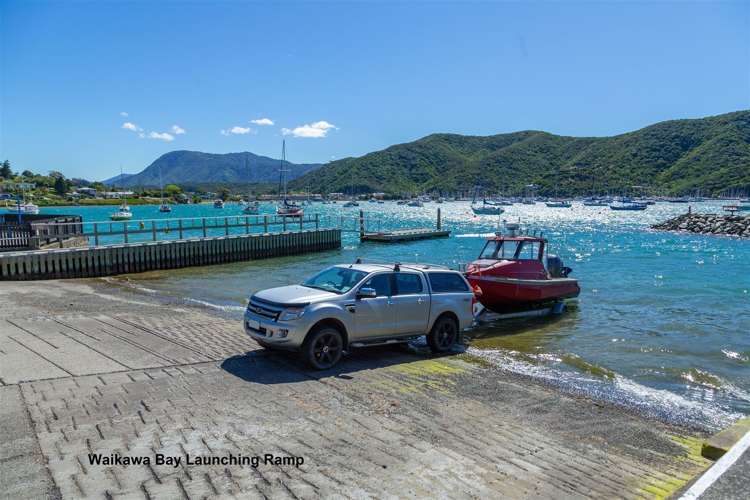 6 Raukura Rise Picton_18