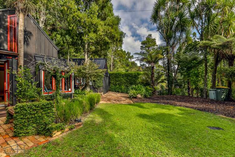 24 Hollywood Avenue Titirangi_32