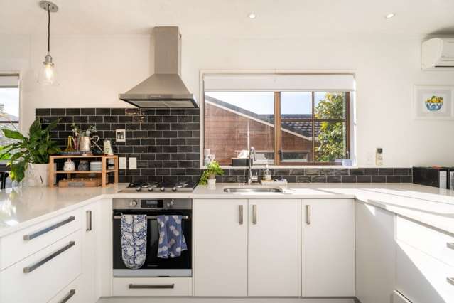 9 Lakewood Avenue Churton Park_2