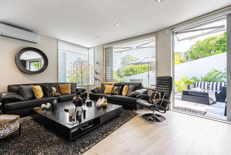 441h Beach Road Mairangi Bay_11