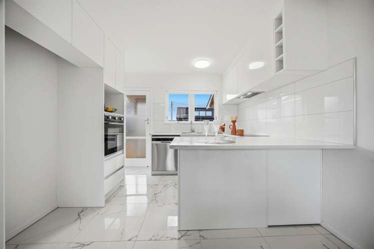 2/25 Dominion Street Takapuna_5