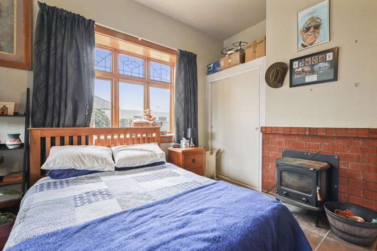 1689b Cust Road Cust_14