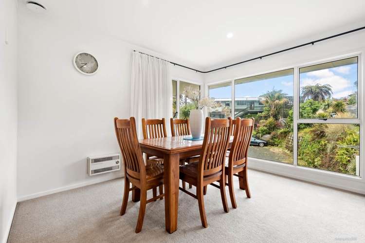 8 Valhalla Drive Beach Haven_5