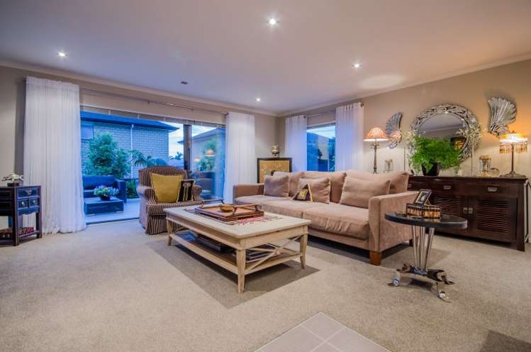 64 Oakley Avenue Waterview_7