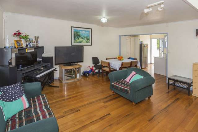 2/48 Ferndale Road Mount Wellington_1