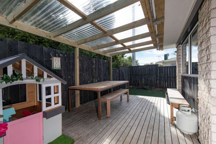 1/127 Godley Road Green Bay_13