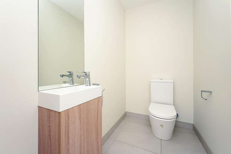 240 Sturges Road Henderson_17
