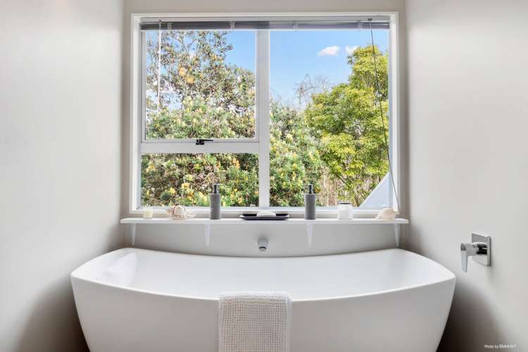 96 Hatton Road Awhitu_3