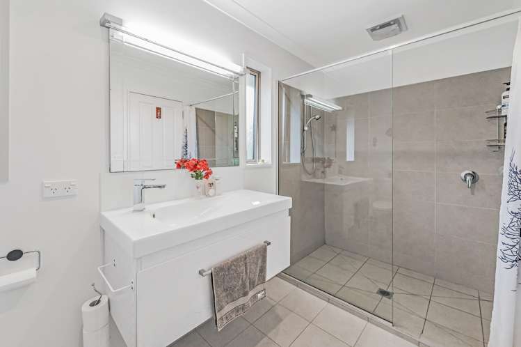 72 Rotherham Drive West Melton_12