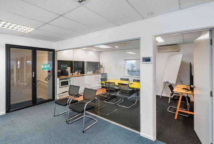 4/473 Brougham Street Waltham_12