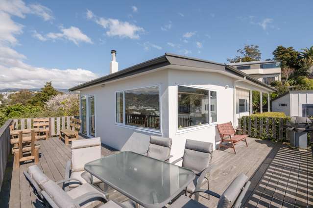 A Royal Outlook — Two Dwellings on Queens Road!