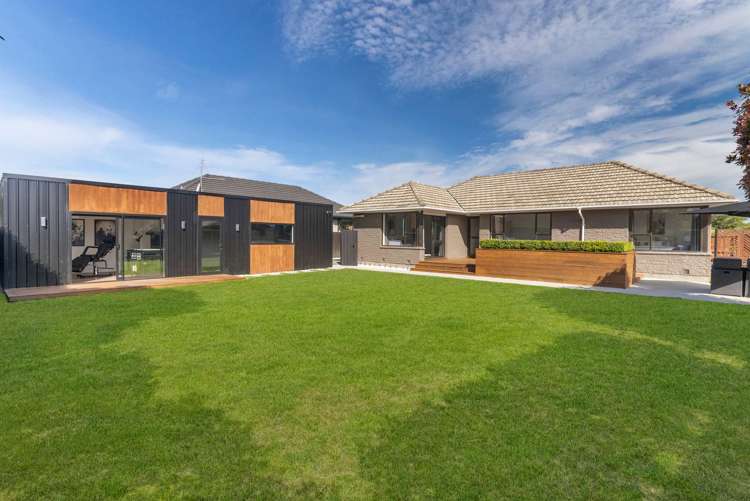 1 Monowai Crescent North New Brighton_11