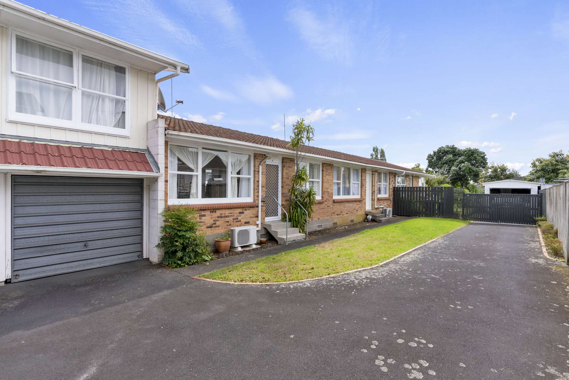 2/11 Preston Avenue Mount Albert_0