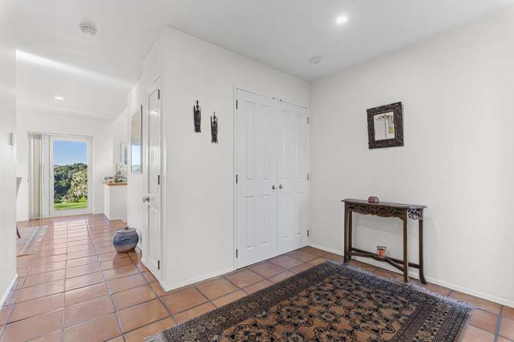 3 Waiwera Place Merrilands_7