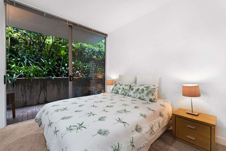 105/22 Fisher-Point Drive Auckland Central_11