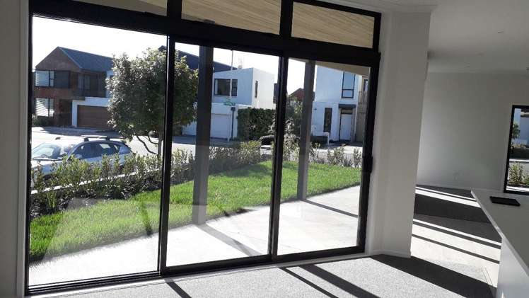 2 Liquidambar Drive Hobsonville_10