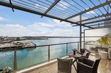 62/145 Quay Street_2