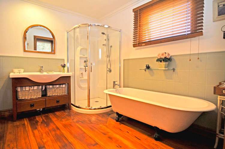 2 Ellis Street Brightwater_15