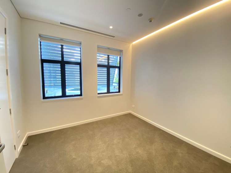 3/2 Tagalad Road Mission Bay_11