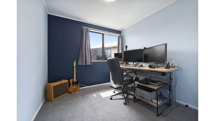 2/221 Waitemata Drive Ranui_10