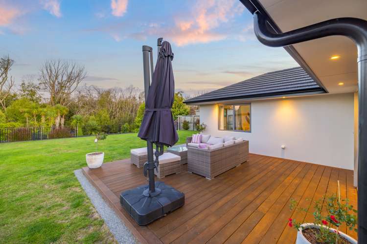 63 Chartwell Street Burwood_9