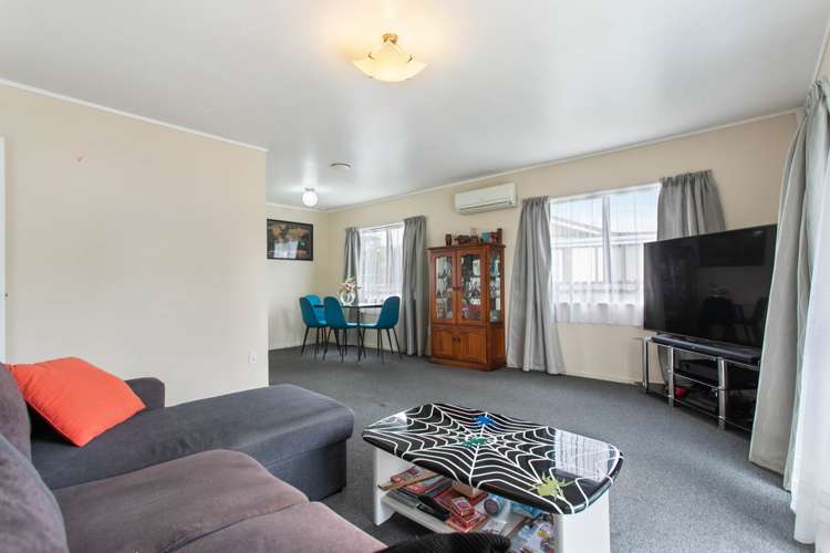 2/11 Avis Avenue Papatoetoe_6