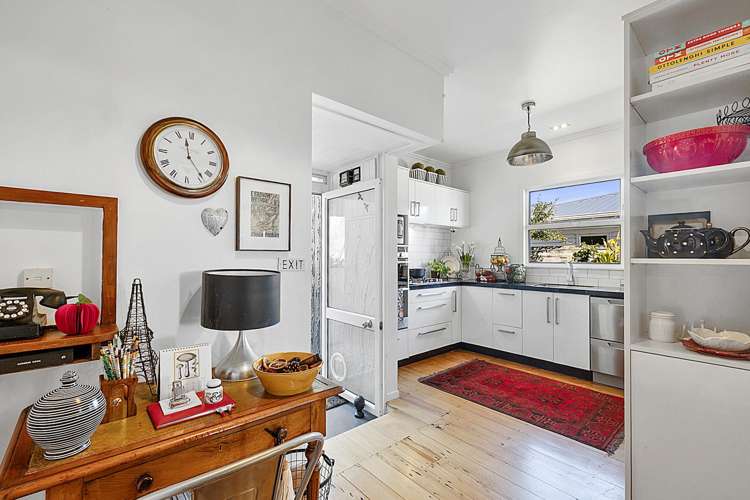 11 Burns Street Westown_8