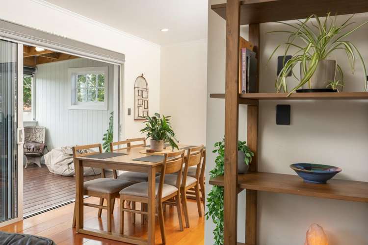 5 Bernard Street Avenues_11