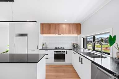 7 Mawai Hakona Drive_1