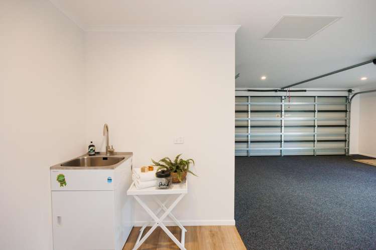 10 Campbell Place Marton_30