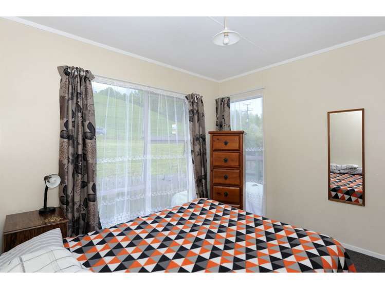 3/3 Anglia Street Wakatu_6