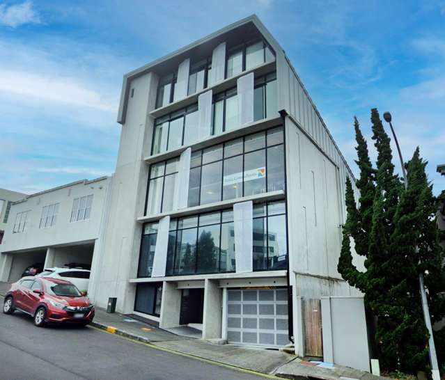 CHARACTER NEWMARKET OFFICE