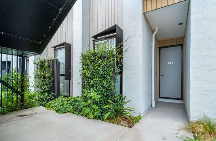 6/1 Genevieve Lane Hobsonville_17