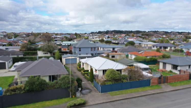 51 Philip Street Gladstone_26