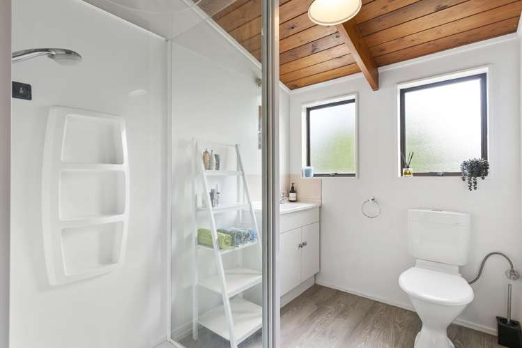 29A Lancaster Road Beach Haven_13