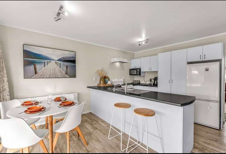 56 Devon Road Springvale_1