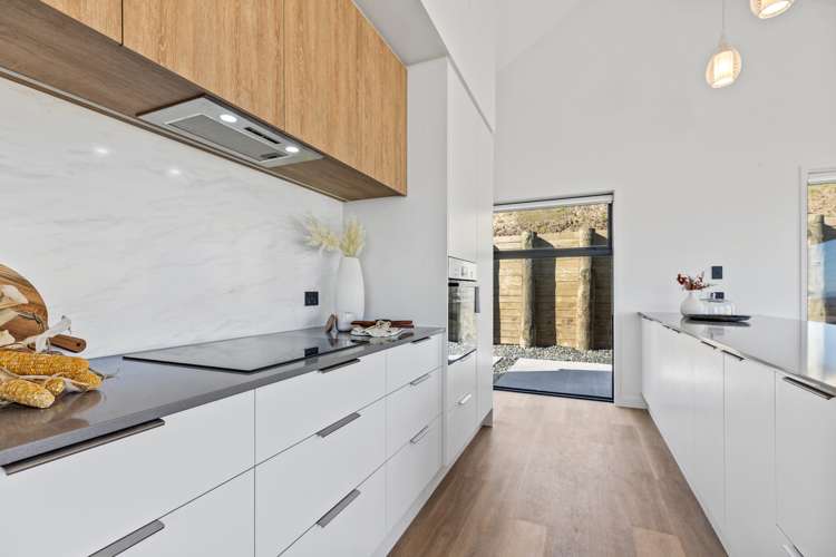 11 Holcombrooke Lane Welcome Bay_5