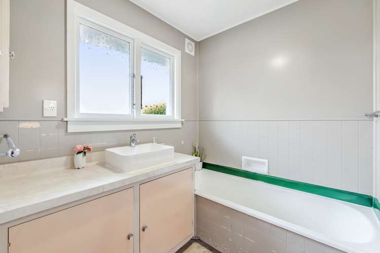 7 Cryer Street Southbridge_14