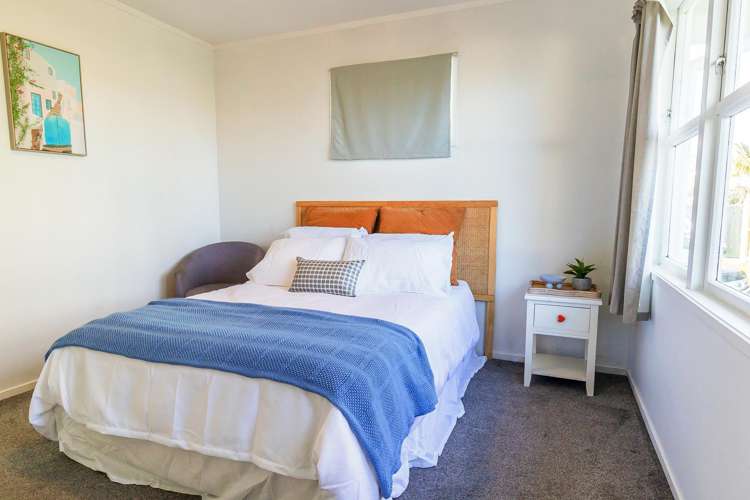 7 Tennyson Drive Owhata_16