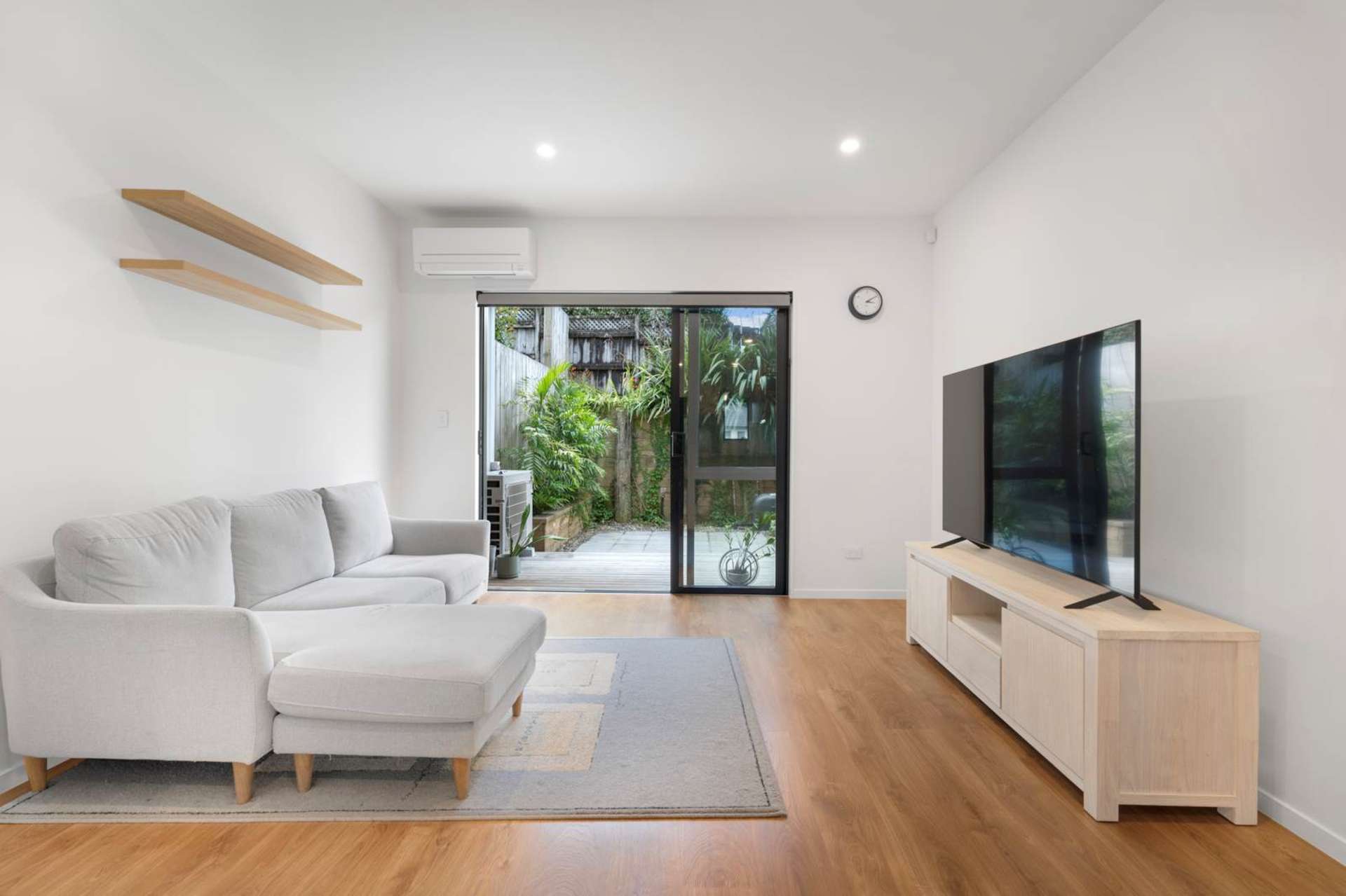 12/26 Springvale Drive Albany_0