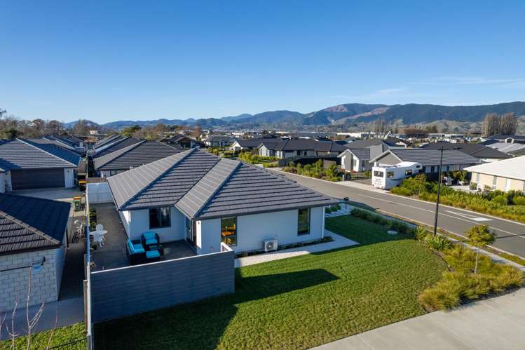 1 Carmine Crescent Richmond_18
