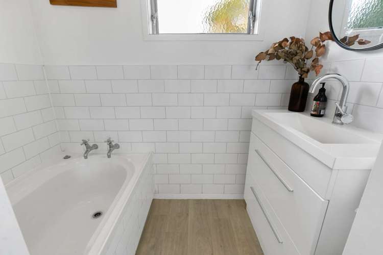 16 Enfield Street Nawton_10