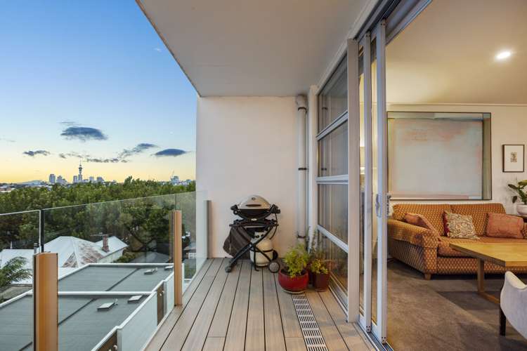 505/19 Surrey Crescent Grey Lynn_4