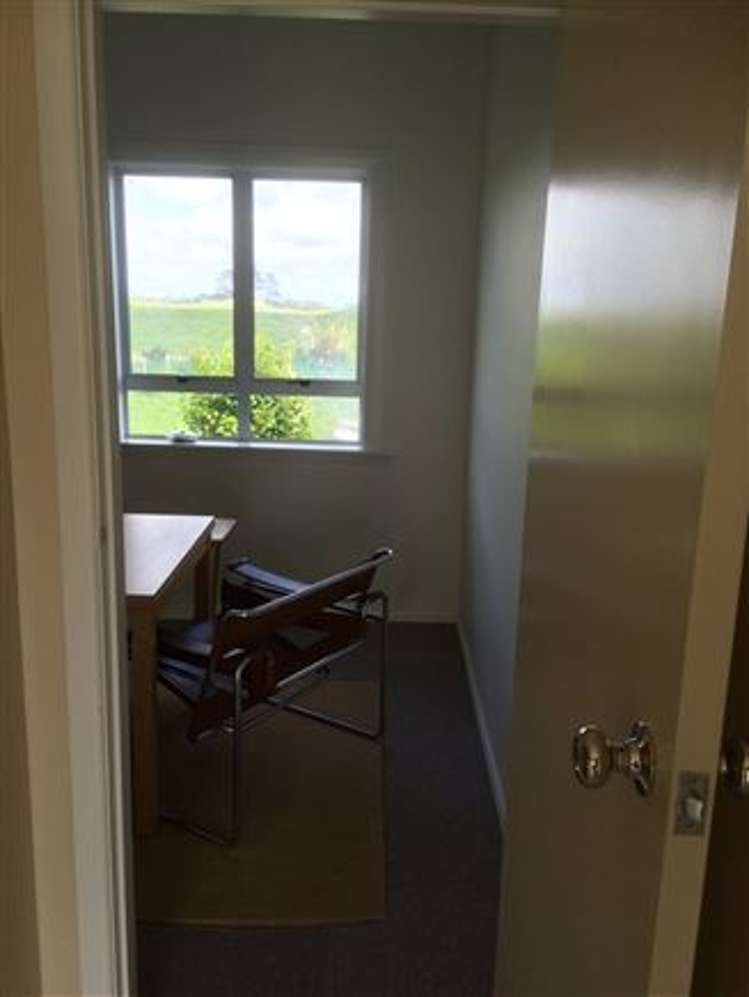 7506 South Road Okato_26