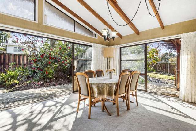 55 Blakeborough Drive Forrest Hill_4