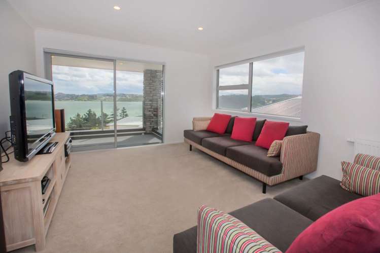 14 Sue Dow Lane Aotea_11